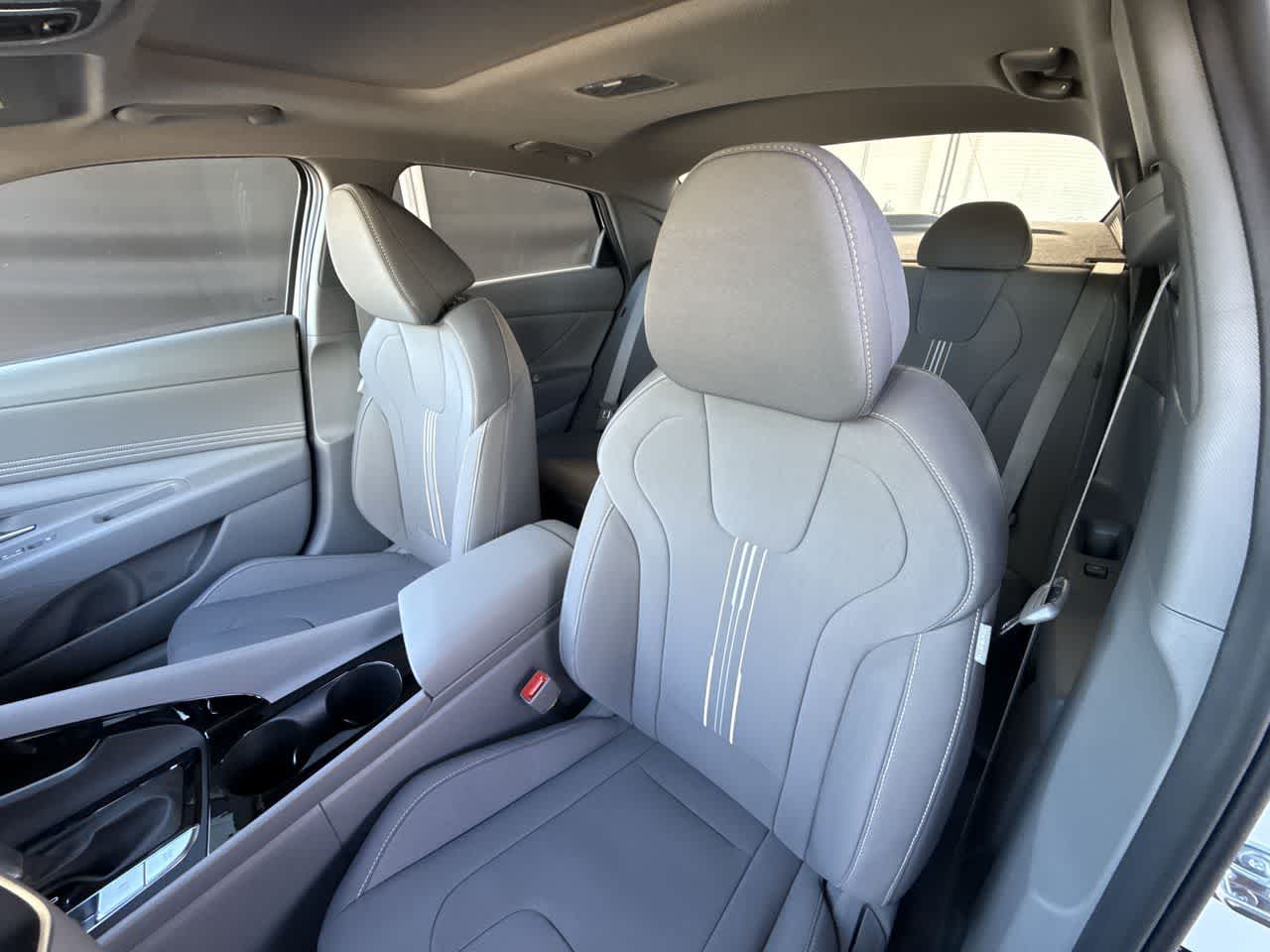 Thumbnail: 2026 Hyundai Elantra - 14