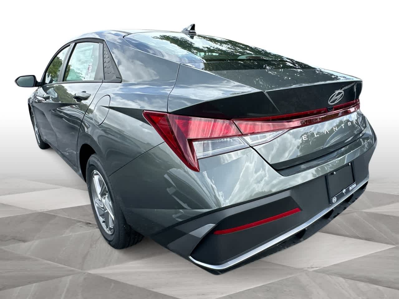 Thumbnail: 2025 Hyundai Elantra - 6