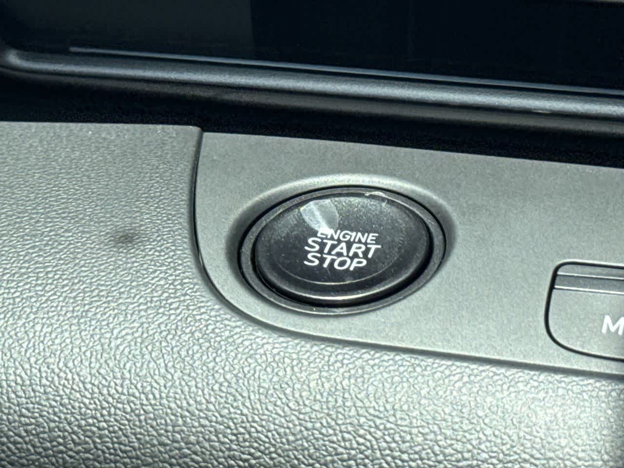 Thumbnail: 2025 Hyundai Elantra - 17