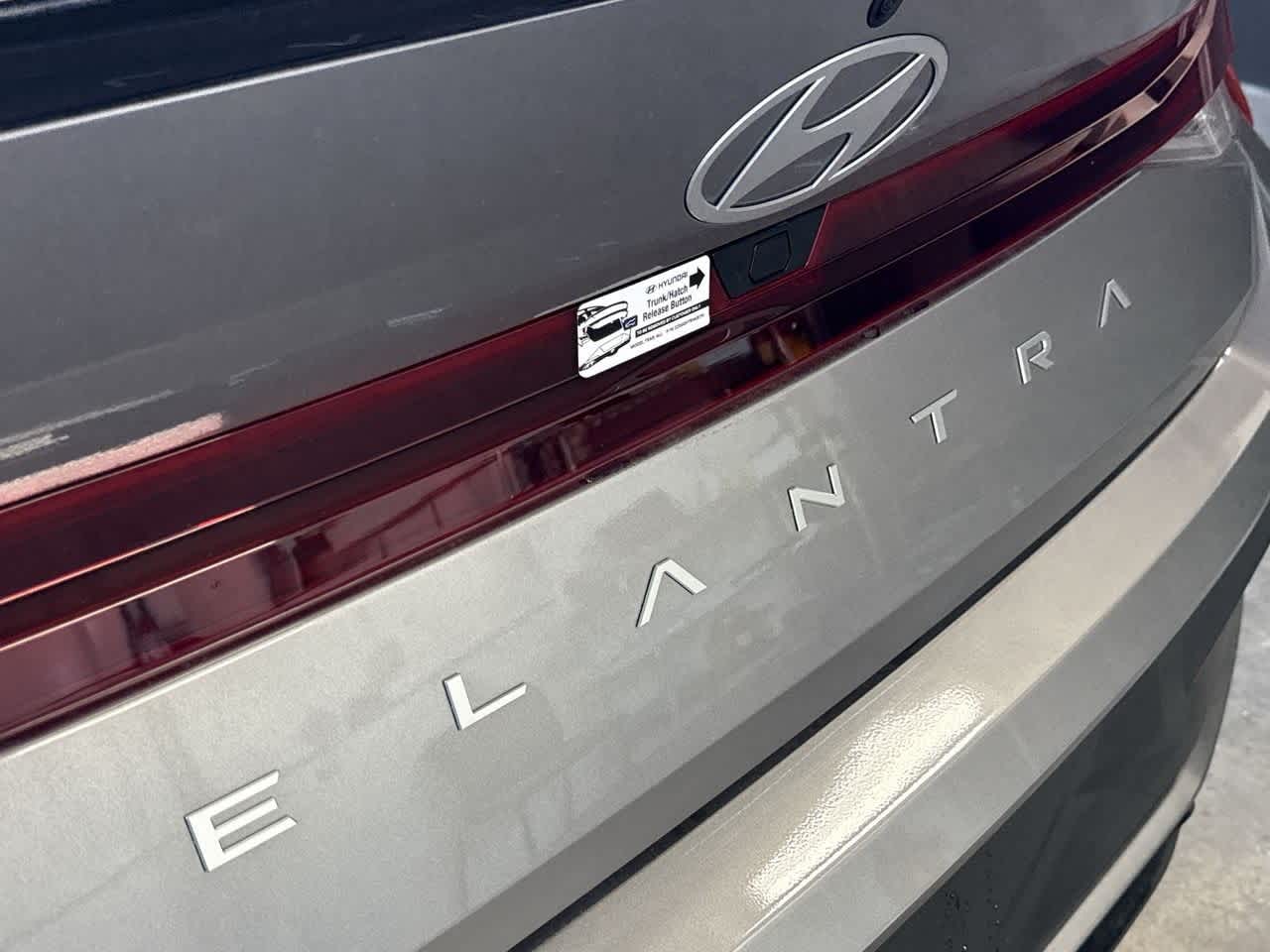 Thumbnail: 2026 Hyundai Elantra - 10