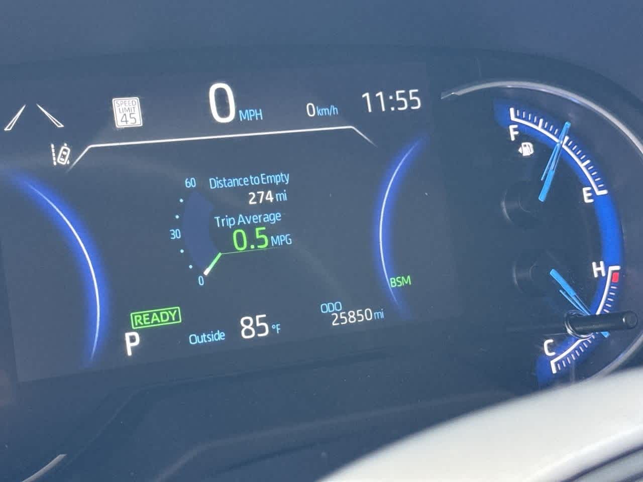 Thumbnail: 2025 Toyota RAV4 - 16