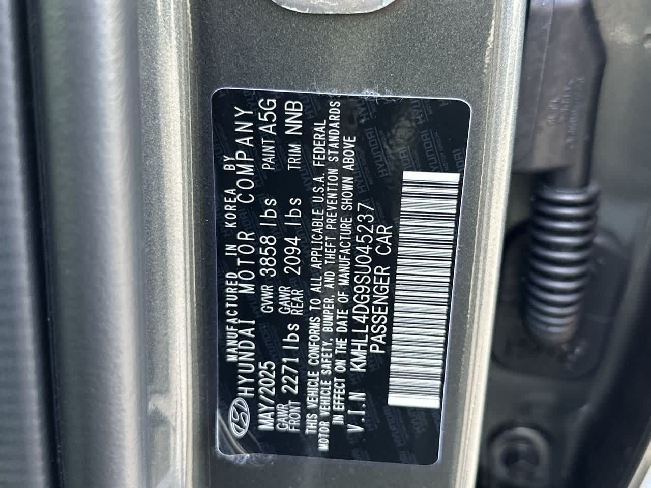 Thumbnail: 2025 Hyundai Elantra - 29