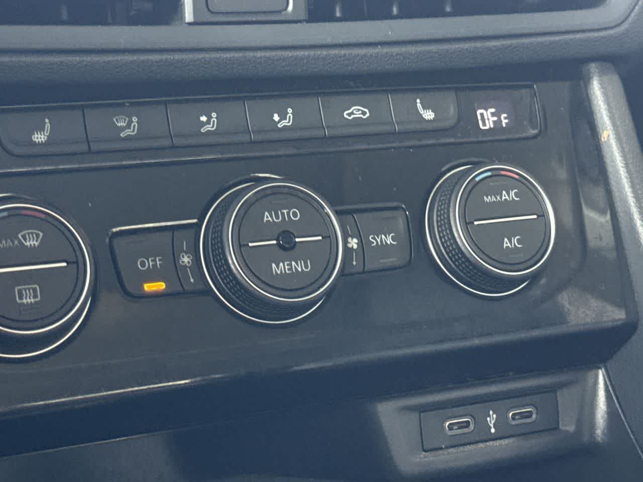 Thumbnail: 2022 Volkswagen Jetta - 20