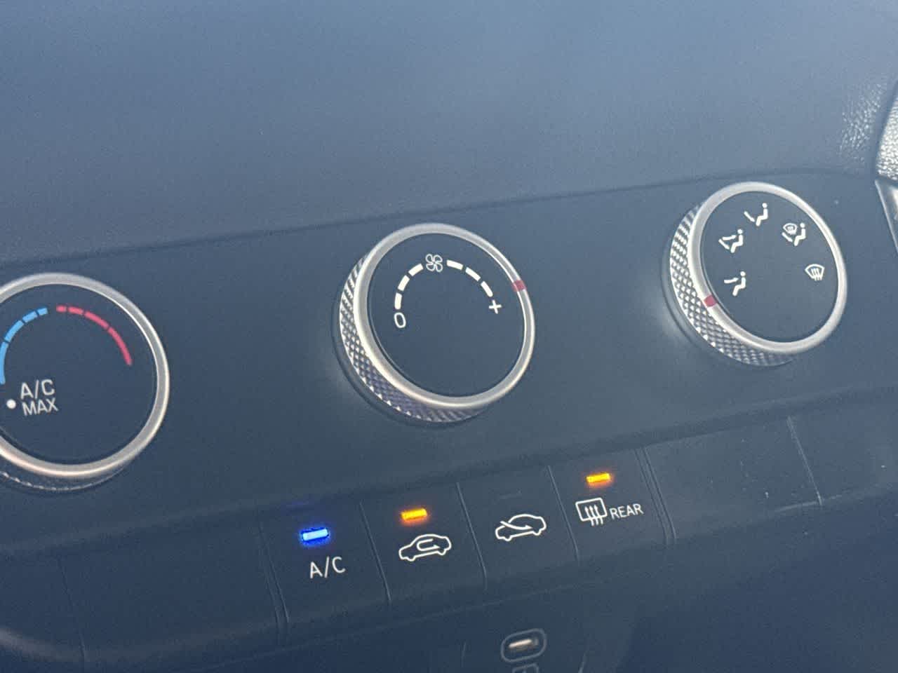 Thumbnail: 2025 Hyundai Elantra - 20