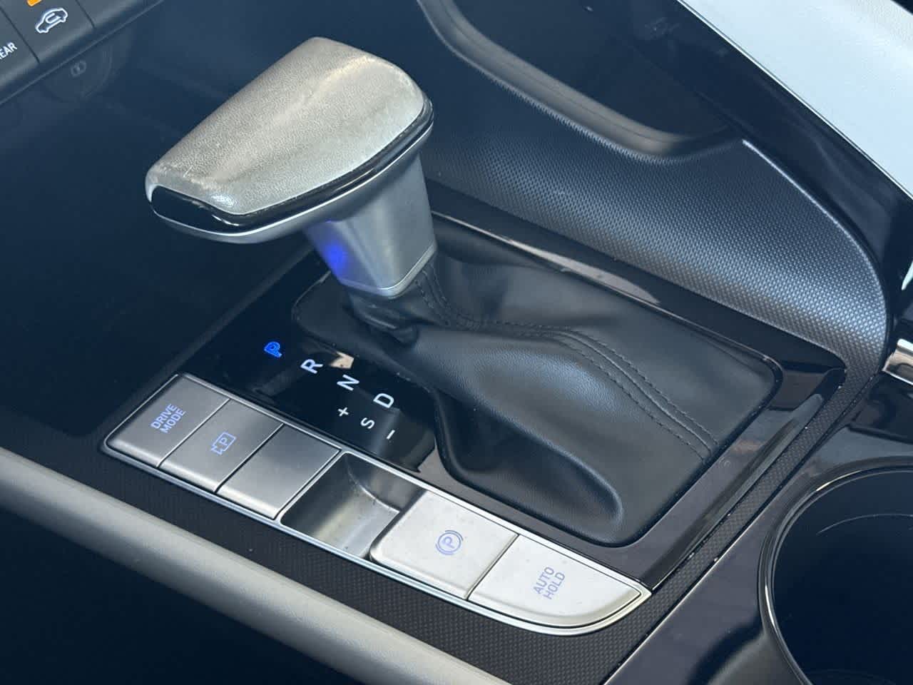 Thumbnail: 2023 Hyundai Elantra - 21