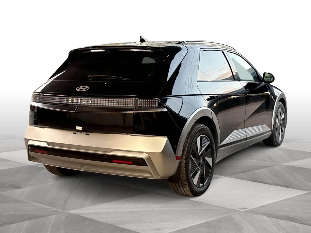 Thumbnail: 2026 Hyundai Ioniq 5 - 8