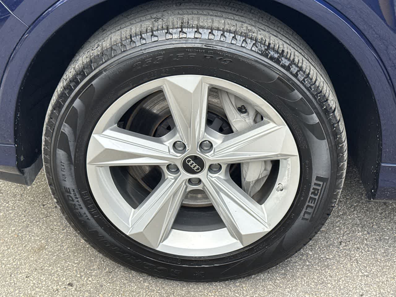 Thumbnail: 2024 Audi Q7 - 11