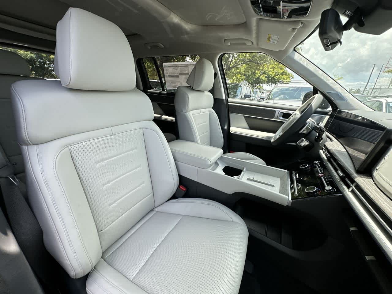 Thumbnail: 2025 Hyundai Santa Fe - 27