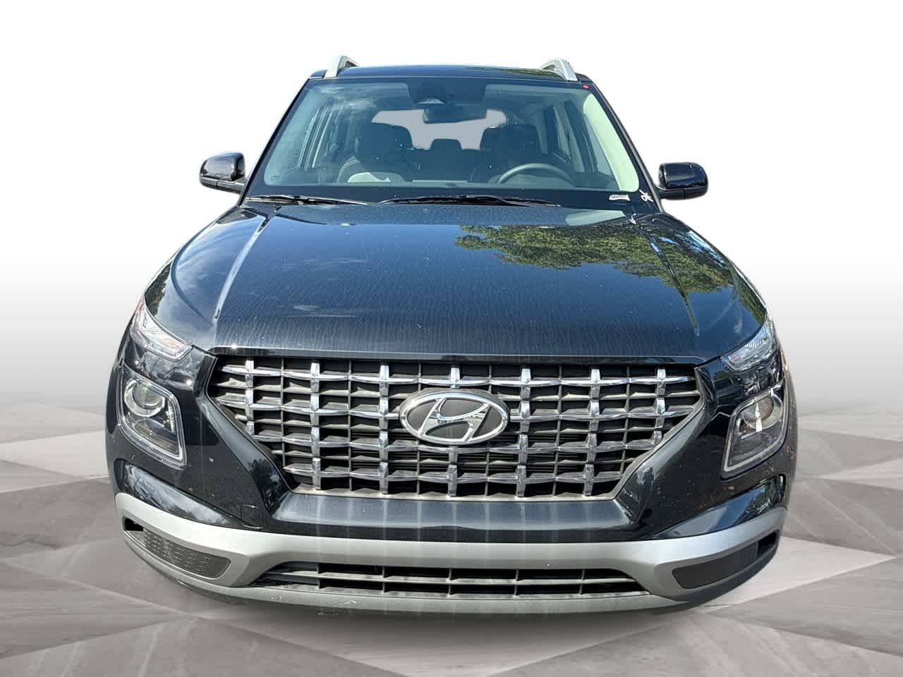 Thumbnail: 2025 Hyundai Venue - 3