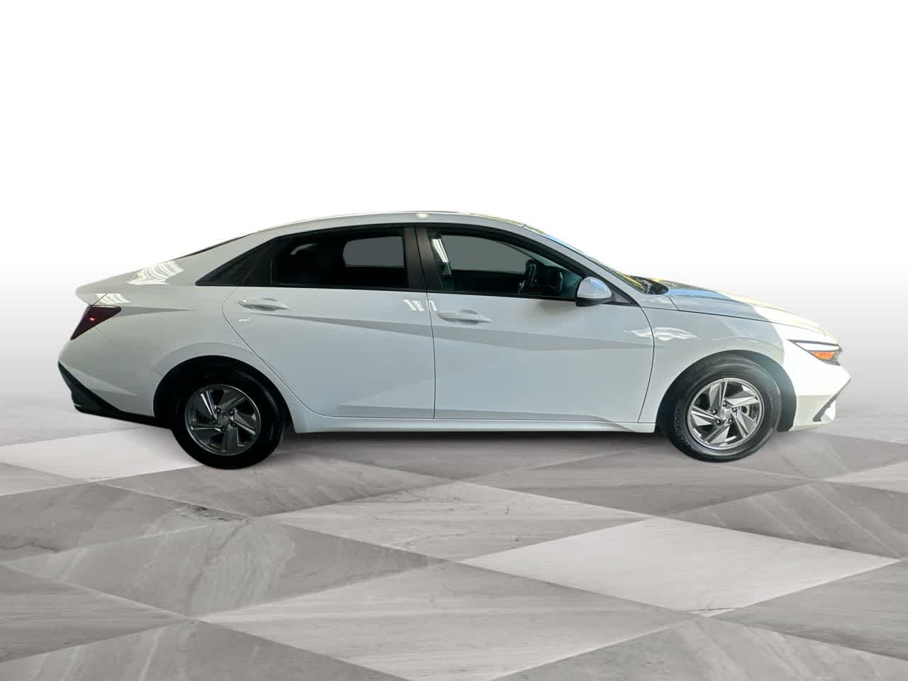 Thumbnail: 2026 Hyundai Elantra - 9