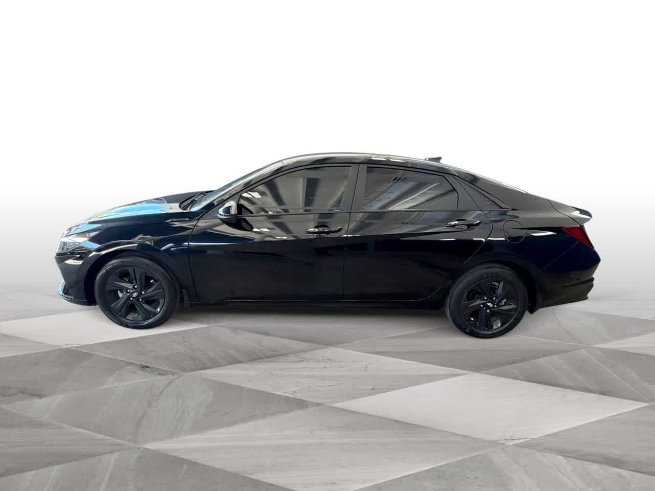 2023 Hyundai Elantra SEL 5