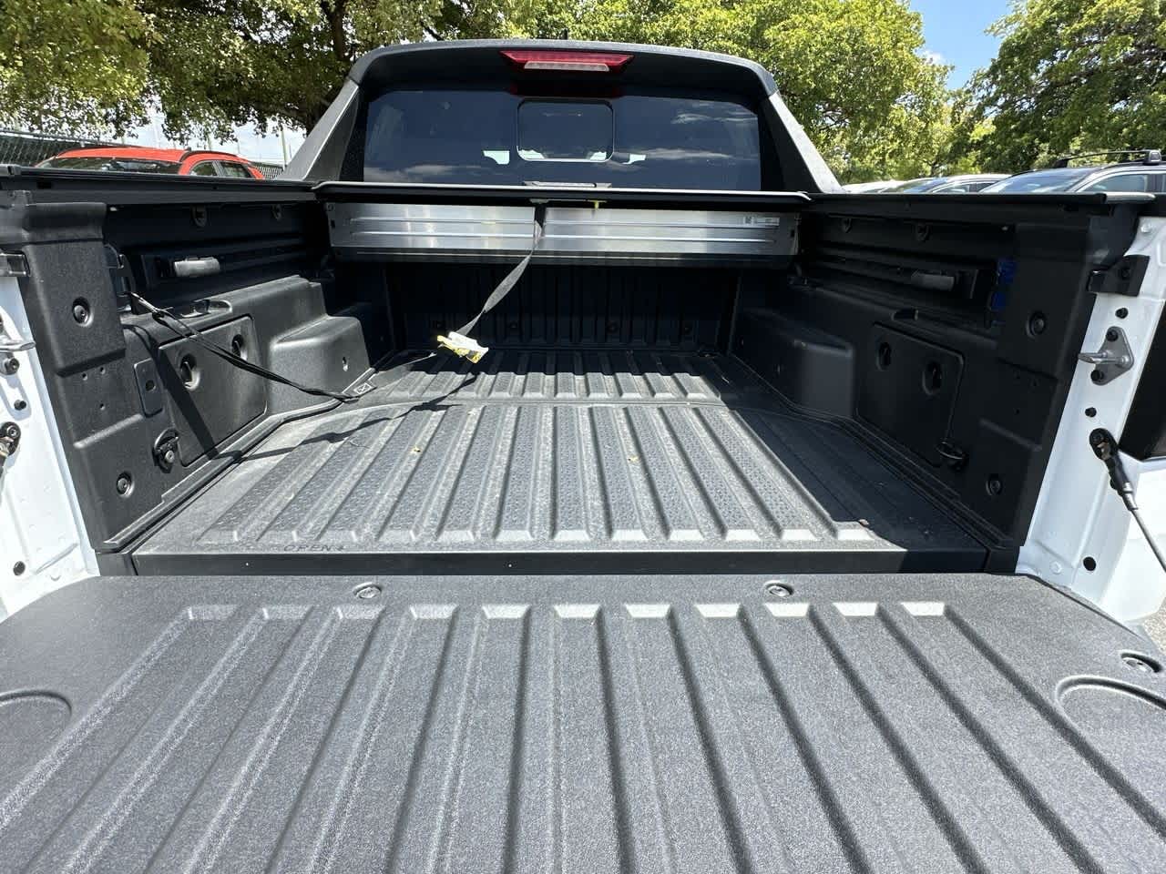 Thumbnail: 2025 Hyundai Santa Cruz - 25