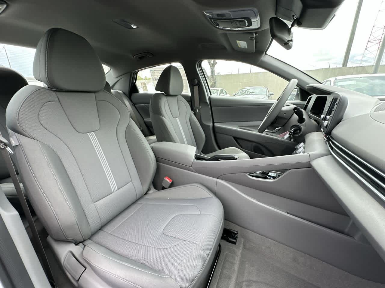 Thumbnail: 2025 Hyundai Elantra - 27