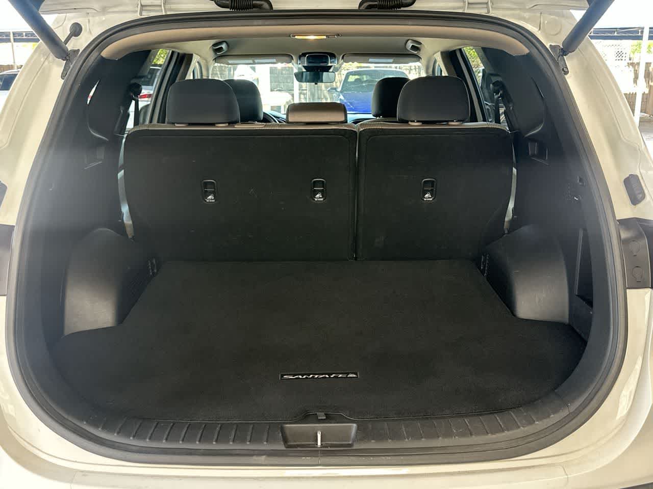 Thumbnail: 2023 Hyundai Santa Fe - 25