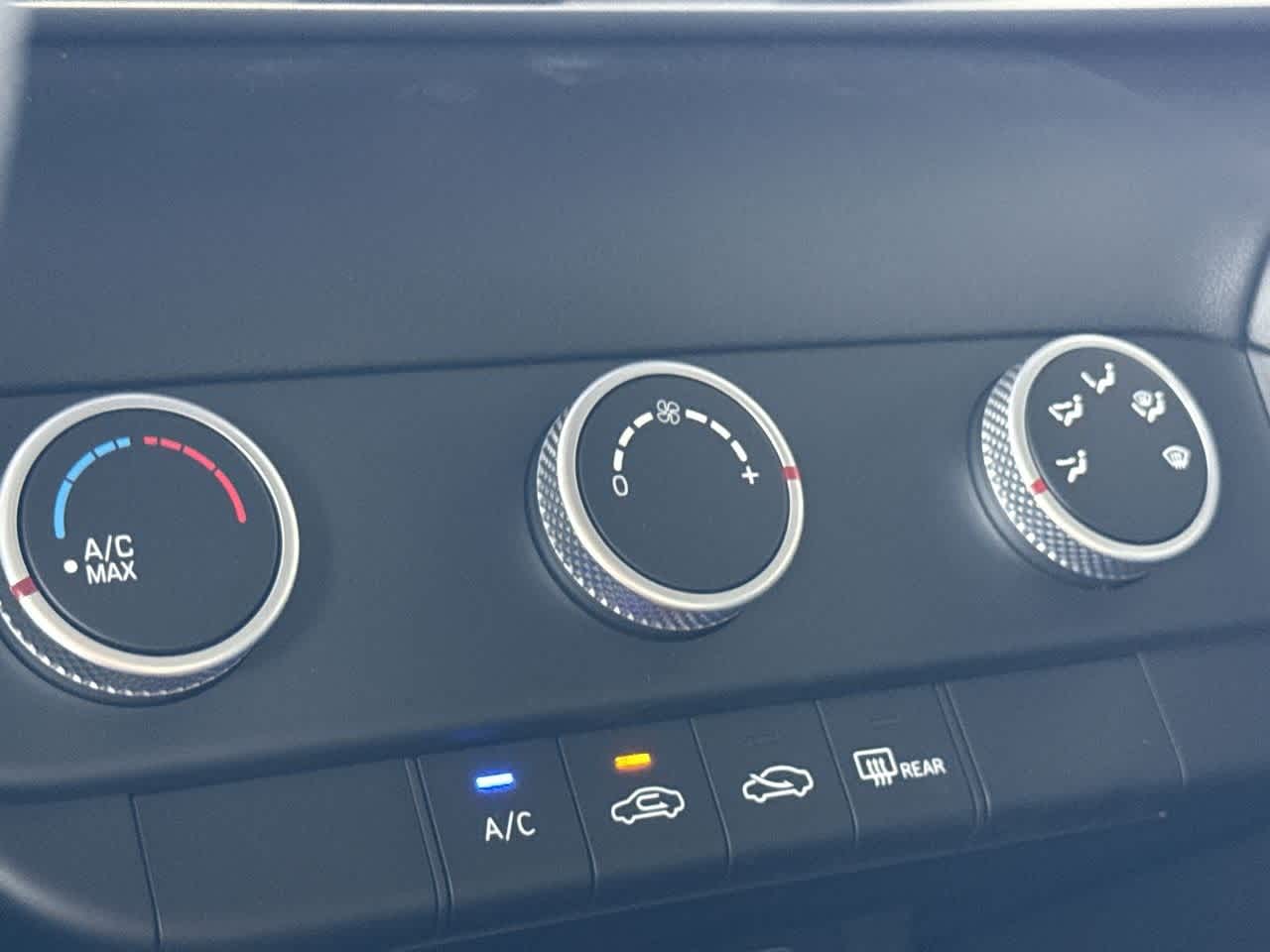 Thumbnail: 2025 Hyundai Elantra - 20