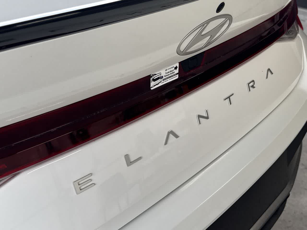 Thumbnail: 2026 Hyundai Elantra - 10