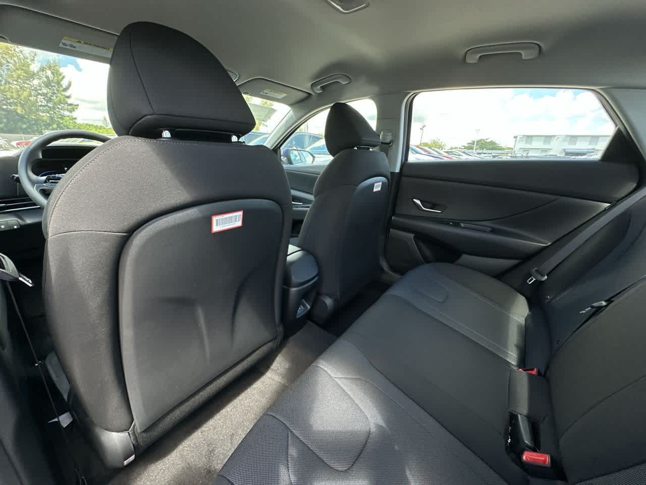 Thumbnail: 2025 Hyundai Elantra - 23