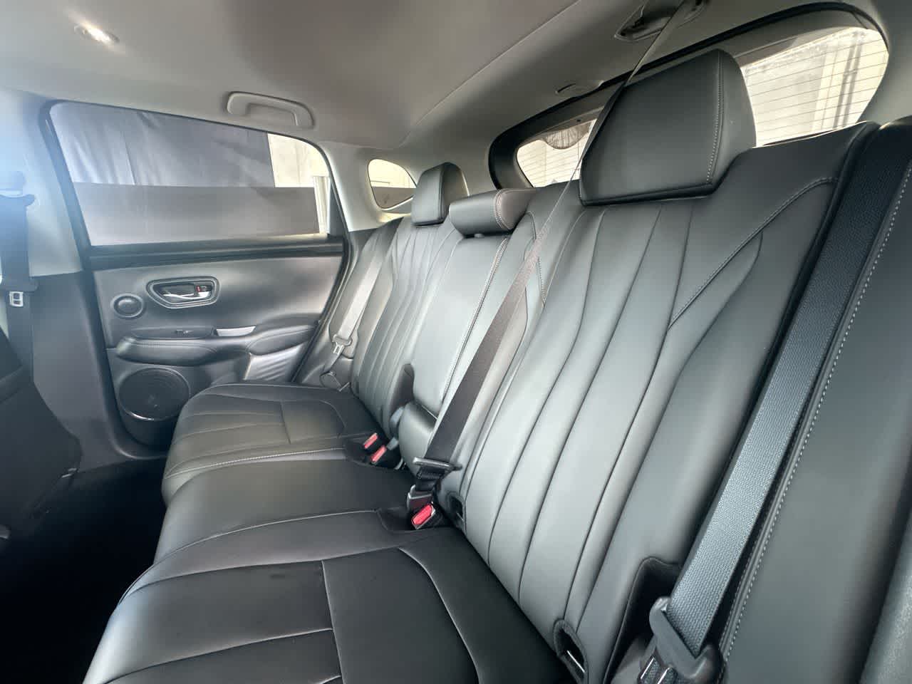 Thumbnail: 2025 Acura ADX - 22