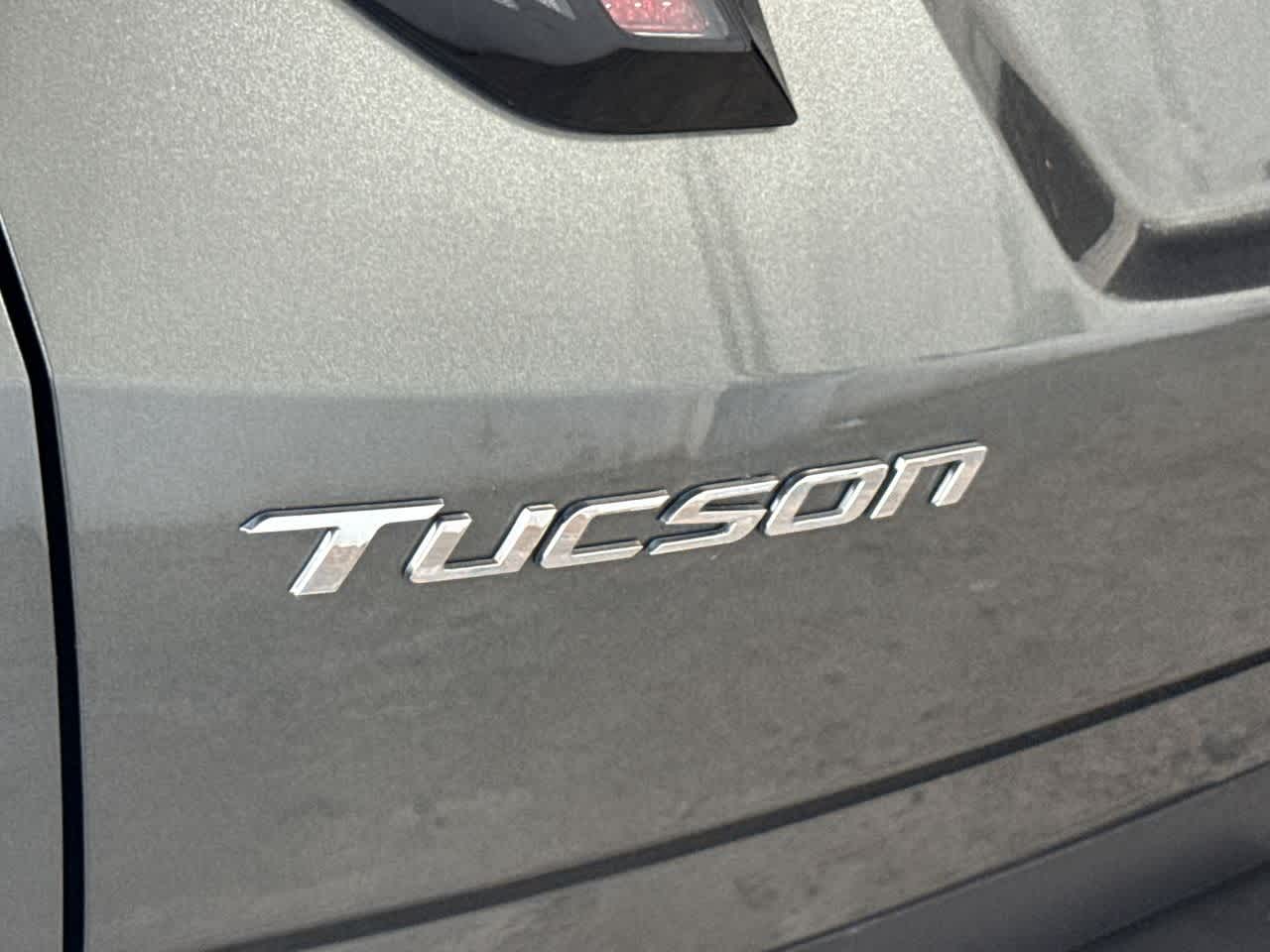 Thumbnail: 2023 Hyundai Tucson - 10