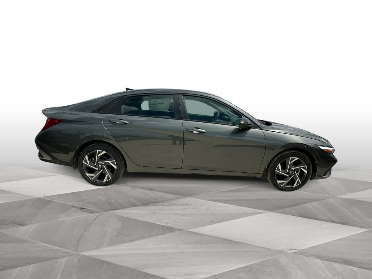 Thumbnail: 2025 Hyundai Elantra - 9