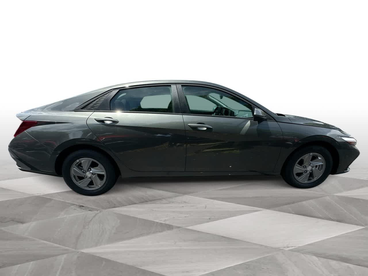 Thumbnail: 2025 Hyundai Elantra - 9