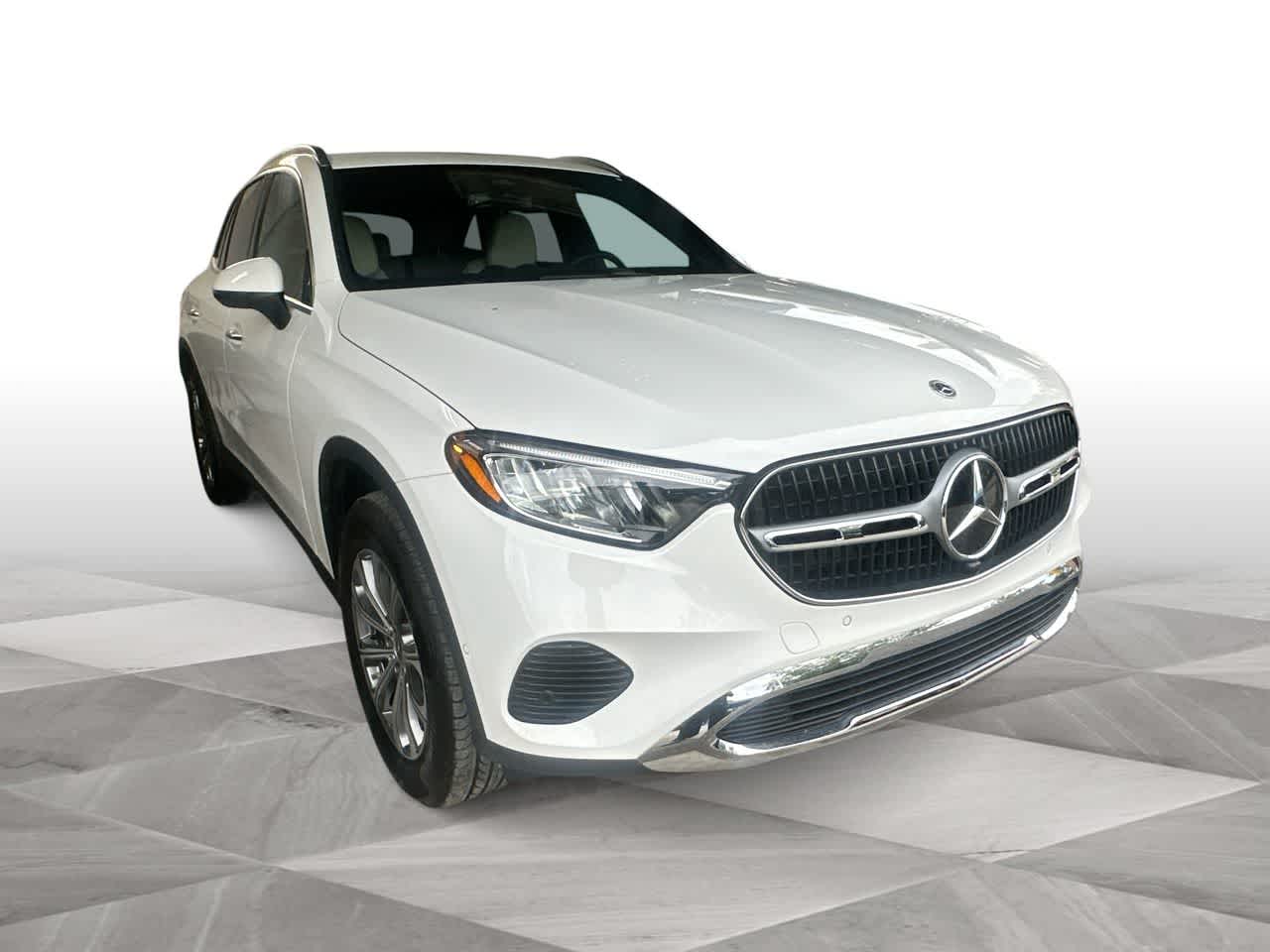 Thumbnail: 2026 Mercedes-Benz GLC - 2