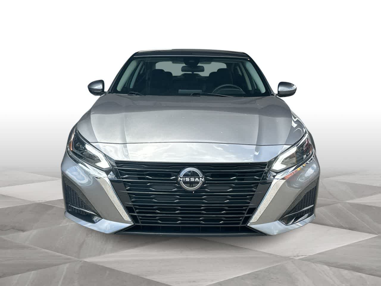 Thumbnail: 2023 Nissan Altima - 3