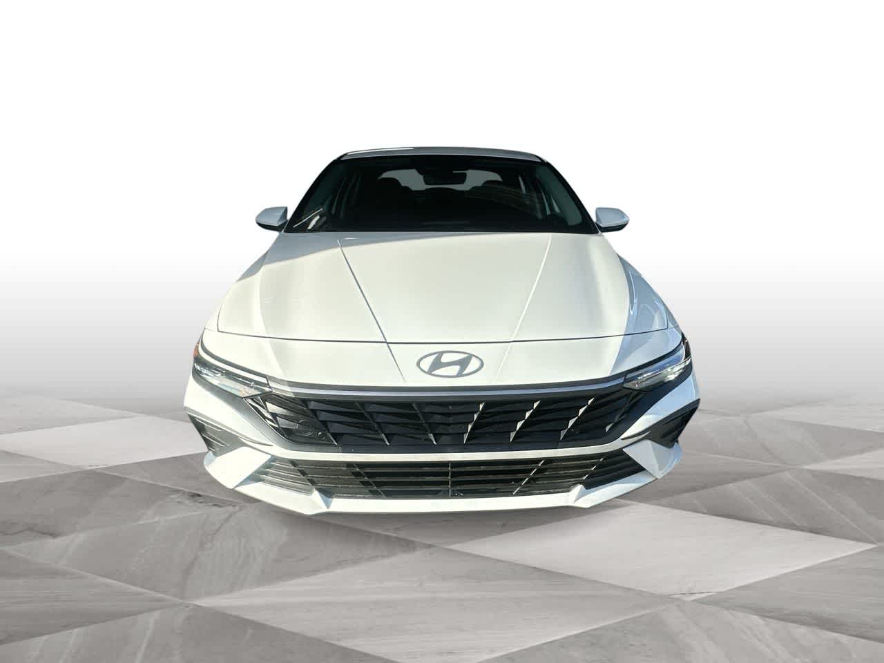 Thumbnail: 2026 Hyundai Elantra - 3