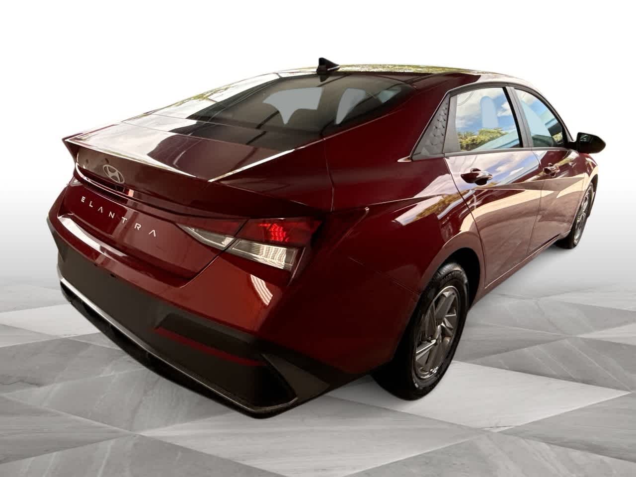 Thumbnail: 2025 Hyundai Elantra - 8