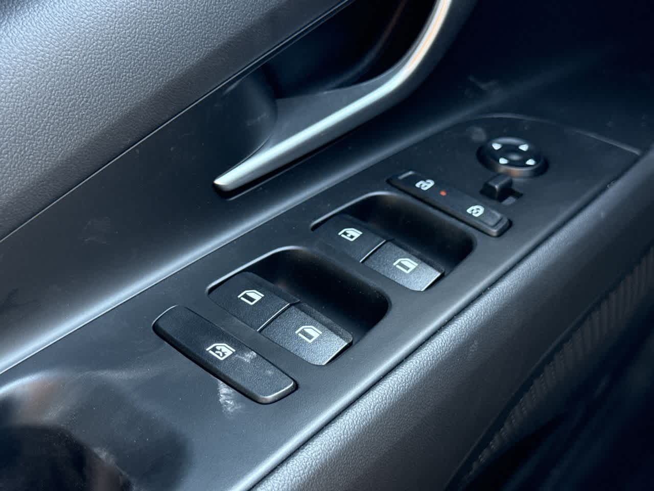 Thumbnail: 2025 Hyundai Elantra - 17