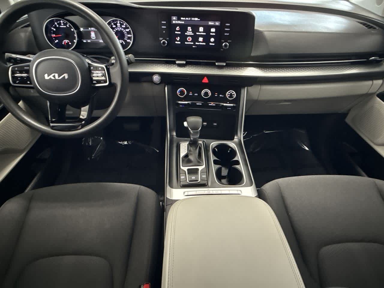 Thumbnail: 2024 Kia Carnival - 24
