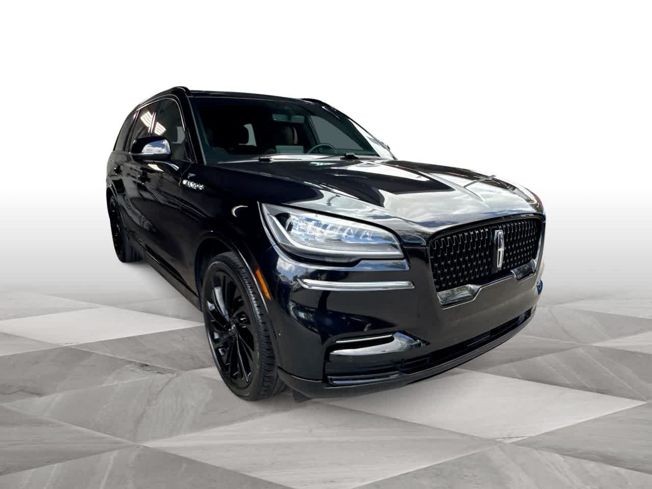 Thumbnail: 2024 Lincoln Aviator - 2