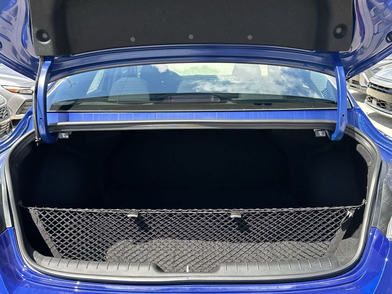 Thumbnail: 2025 Hyundai Elantra - 25