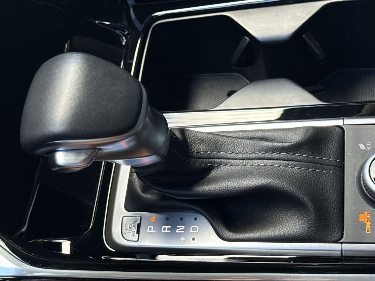 Thumbnail: 2023 Kia Sorento - 20