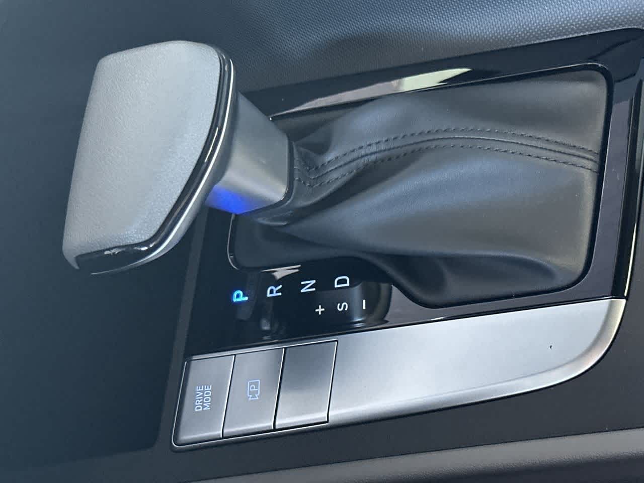 Thumbnail: 2025 Hyundai Elantra - 21