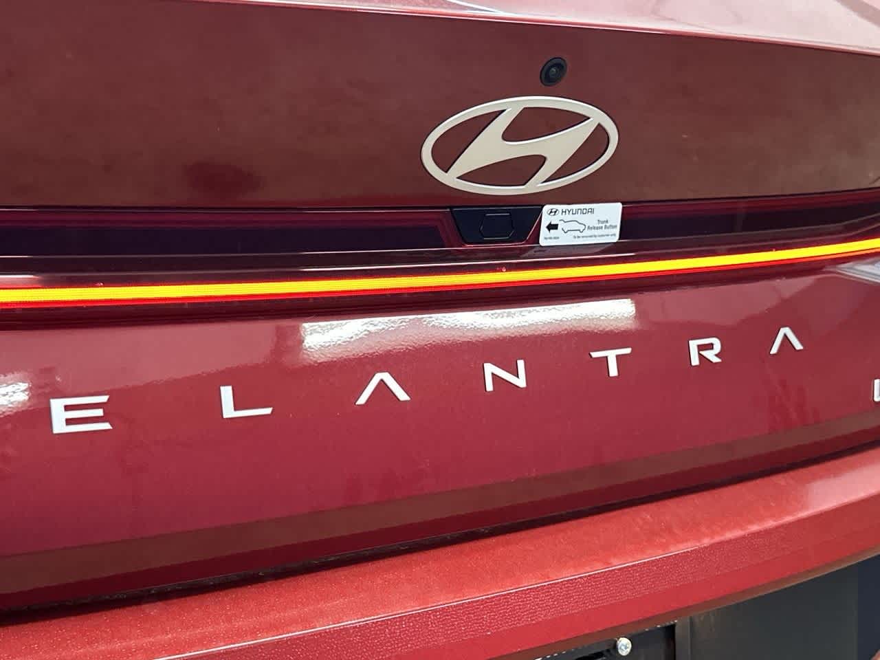 Thumbnail: 2025 Hyundai Elantra - 10
