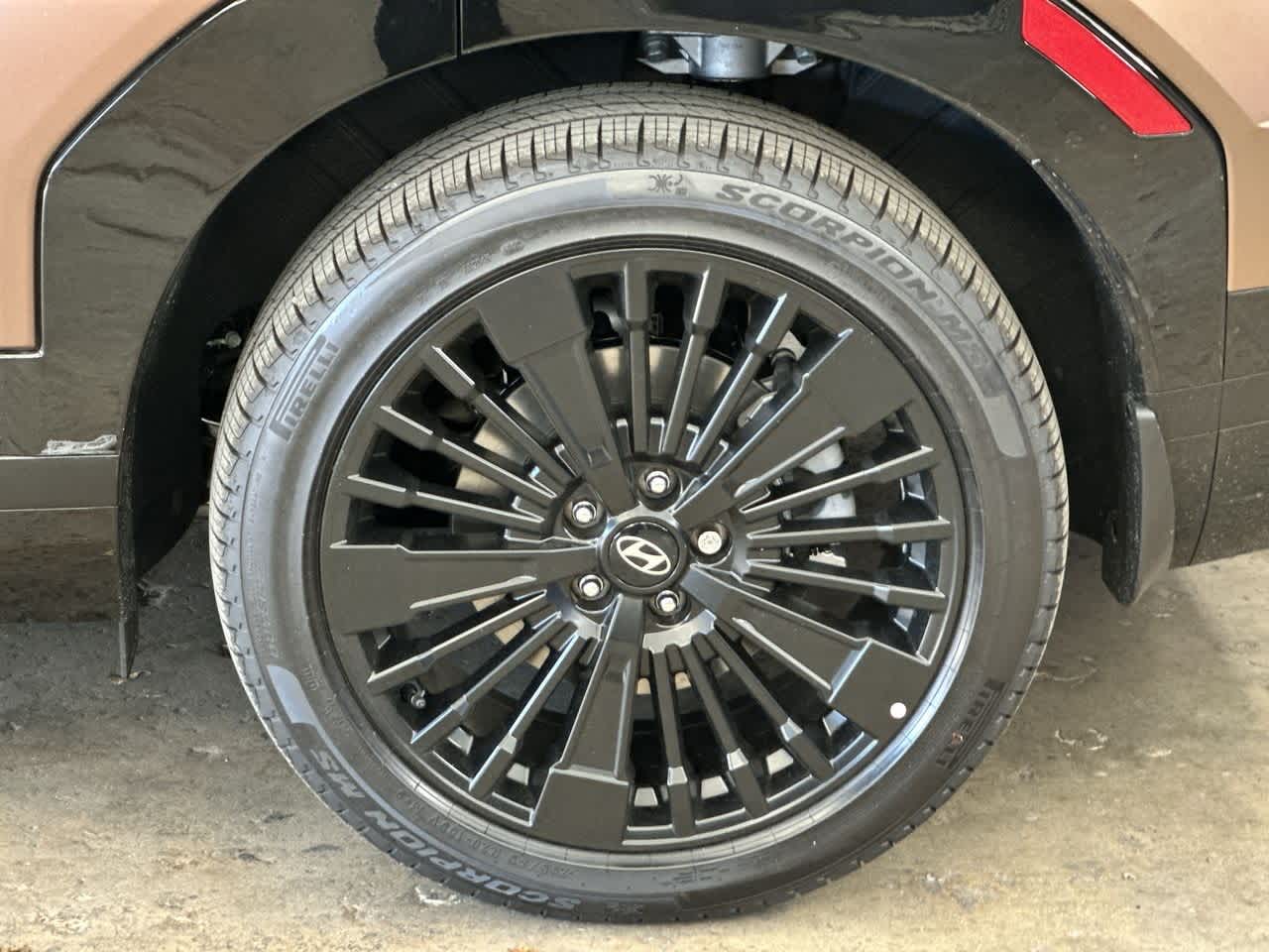 Thumbnail: 2025 Hyundai Santa Fe - 11