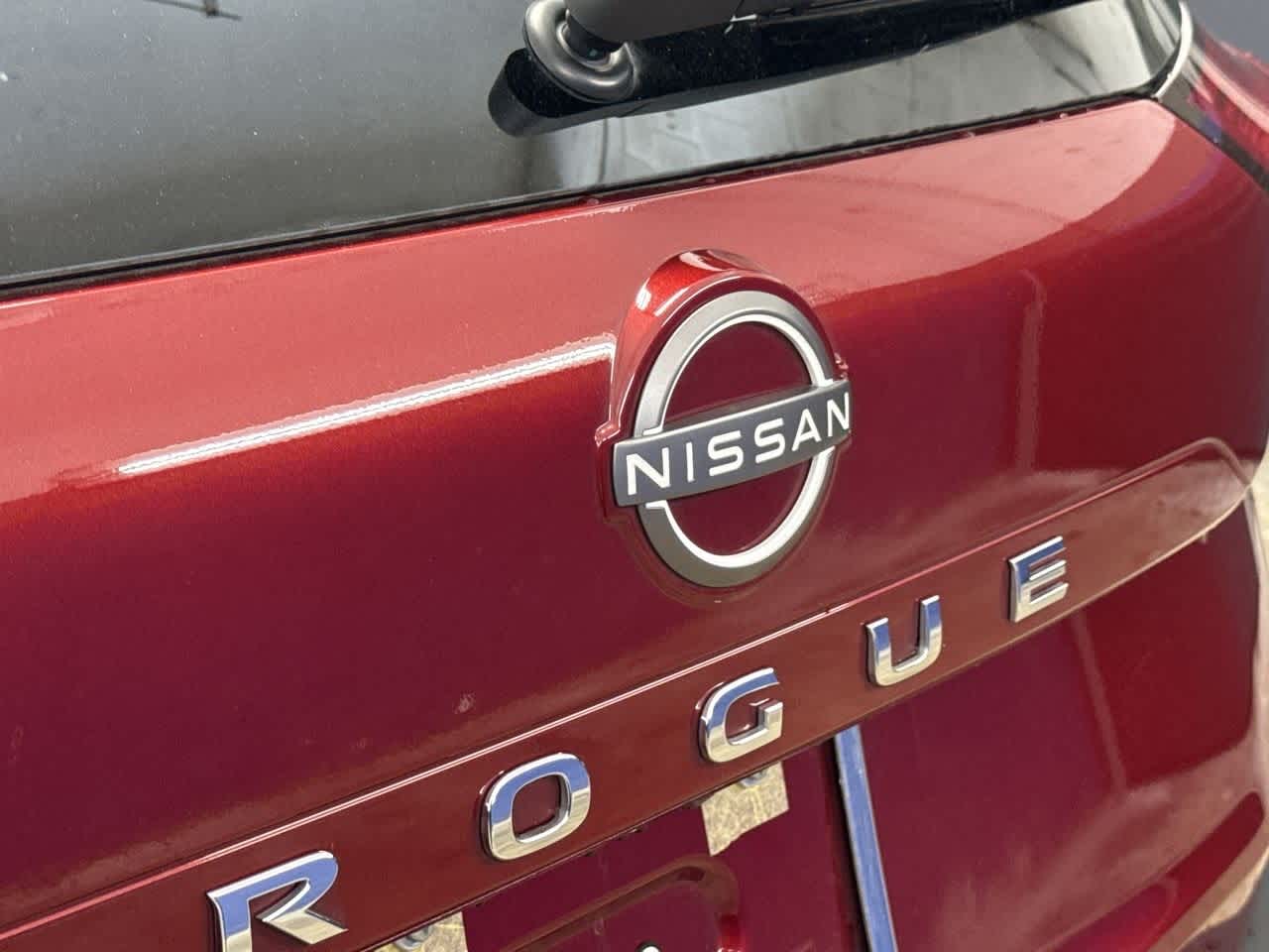 Thumbnail: 2023 Nissan Rogue - 10