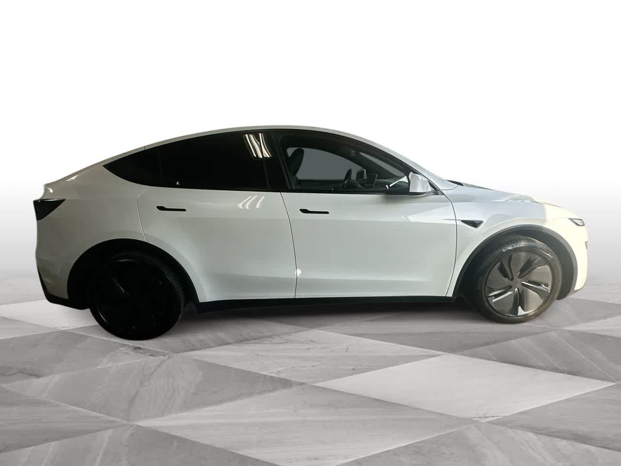 Thumbnail: 2026 Tesla Model Y - 9