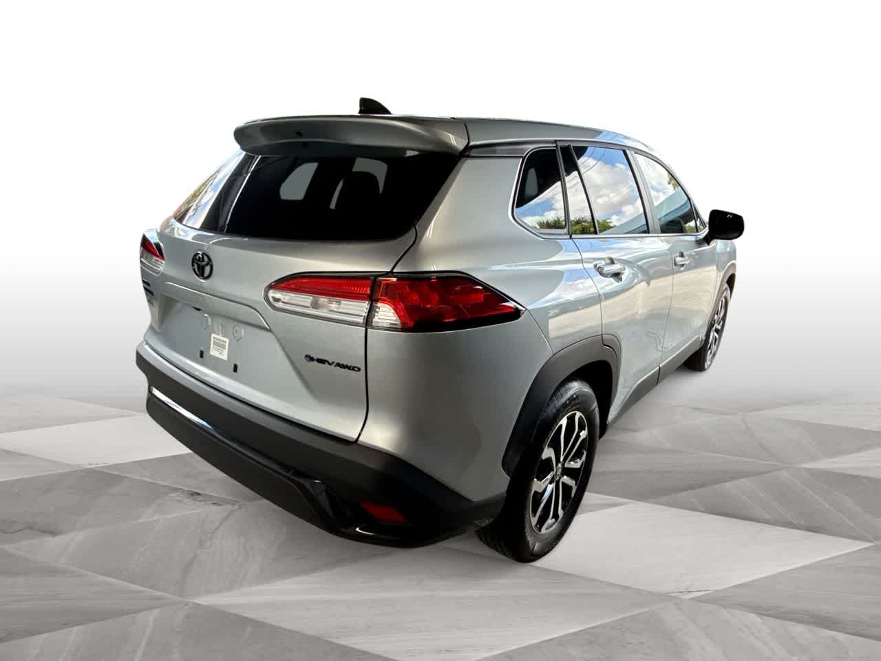 Thumbnail: 2025 Toyota Corolla Cross - 8