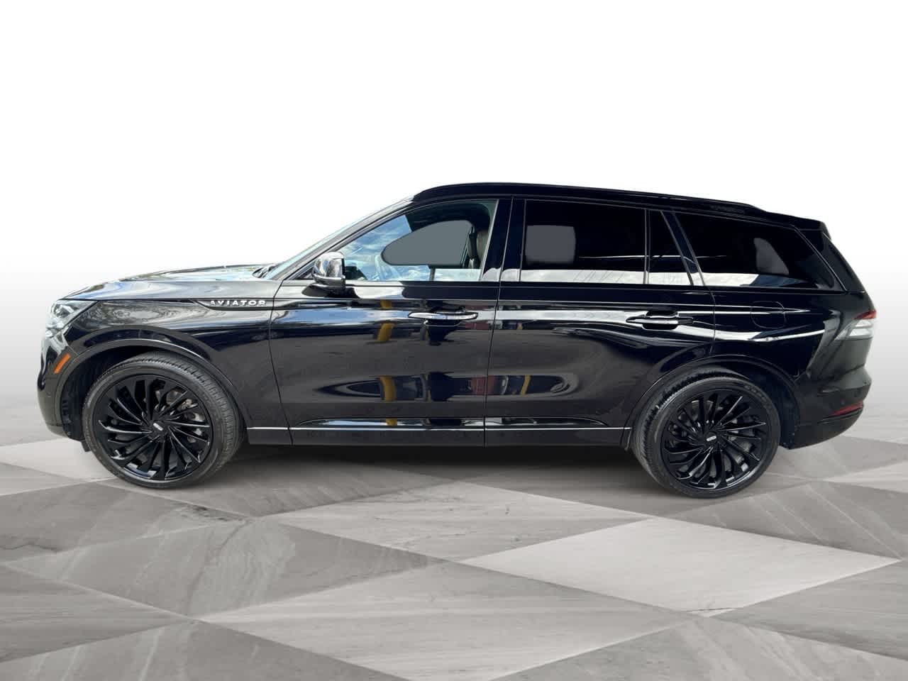 Thumbnail: 2024 Lincoln Aviator - 5