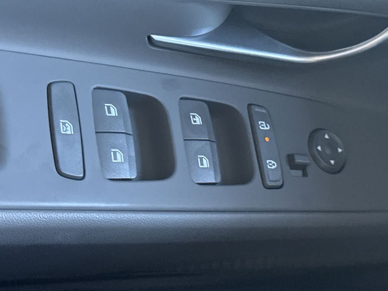 Thumbnail: 2025 Hyundai Elantra - 17