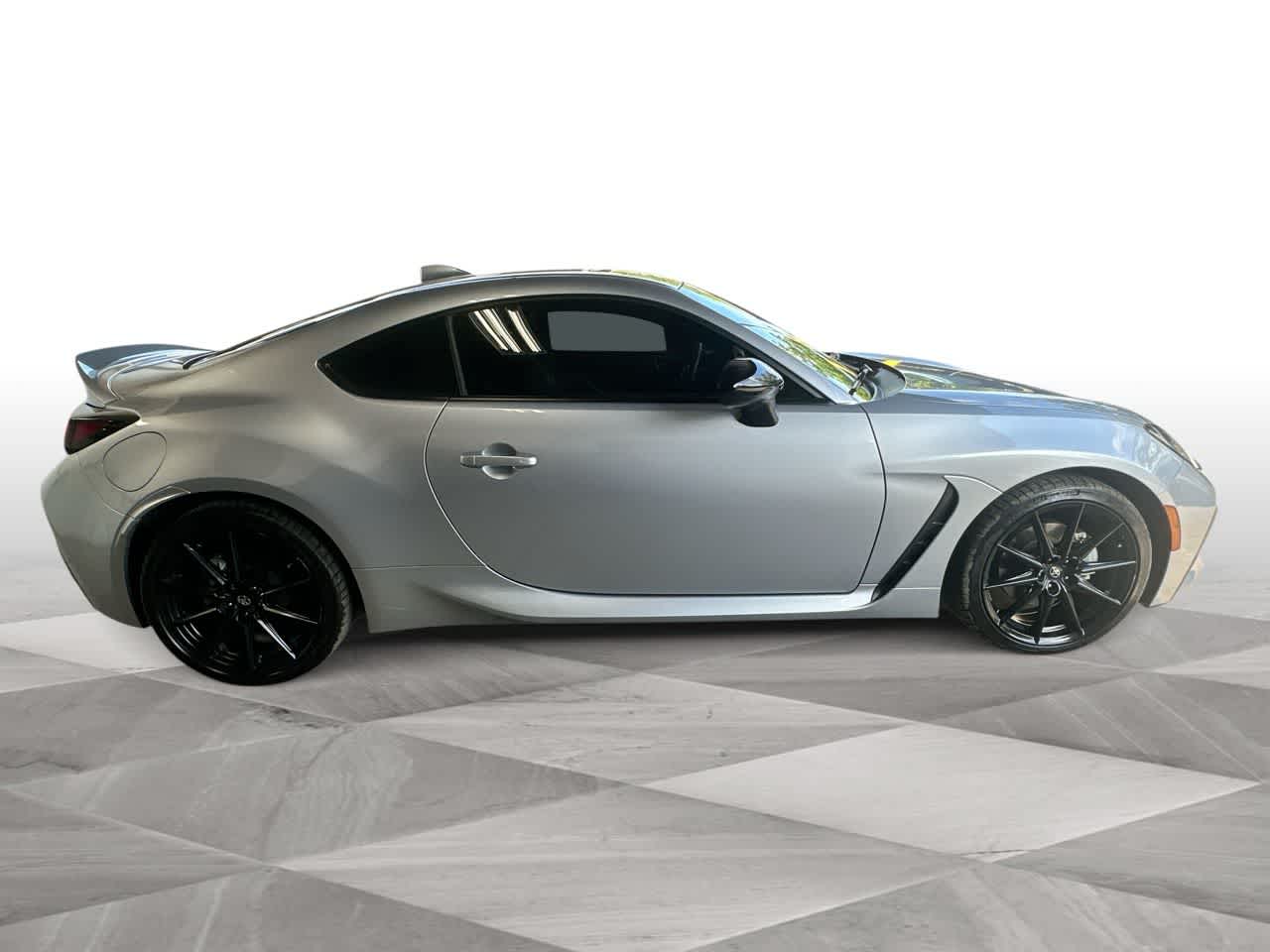 Thumbnail: 2025 Toyota GR86 - 9