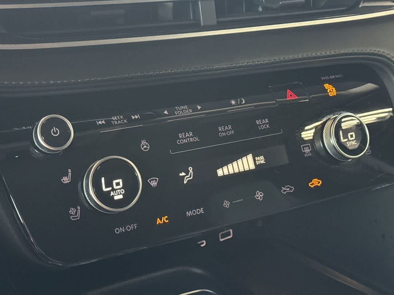 Thumbnail: 2024 INFINITI QX60 - 20