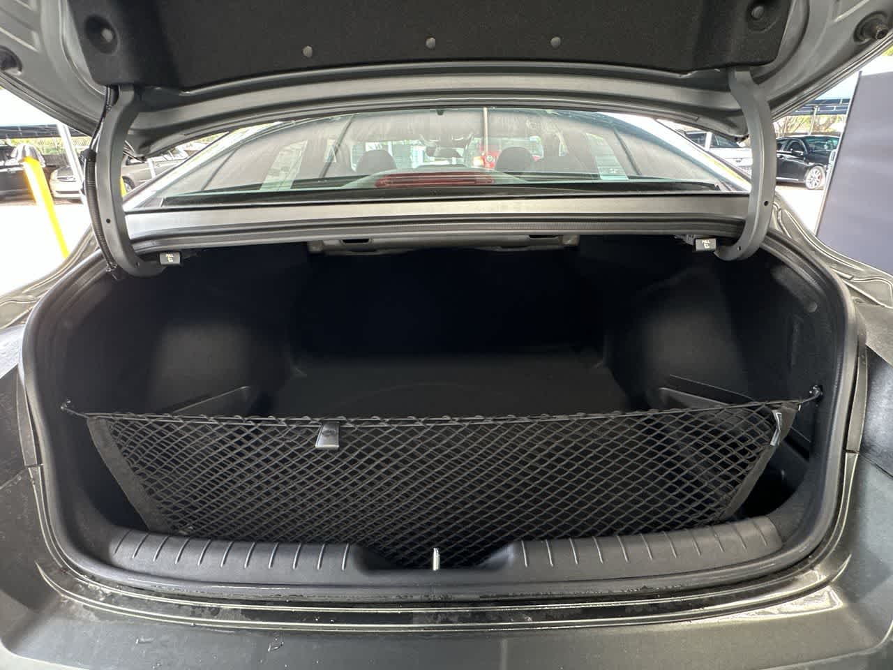 Thumbnail: 2025 Hyundai Elantra - 25