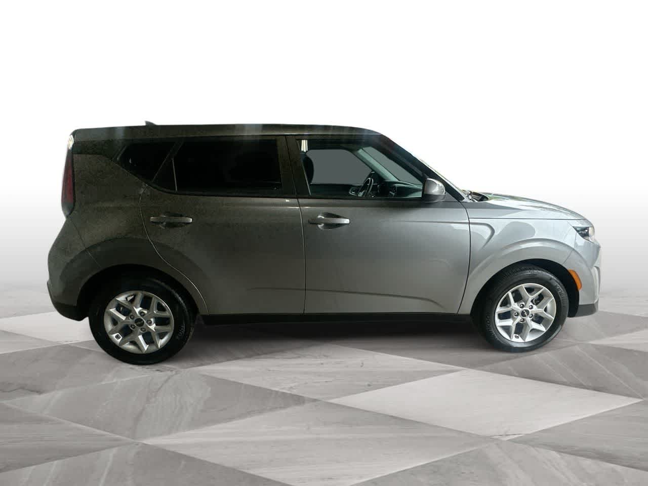 Thumbnail: 2025 Kia Soul - 9