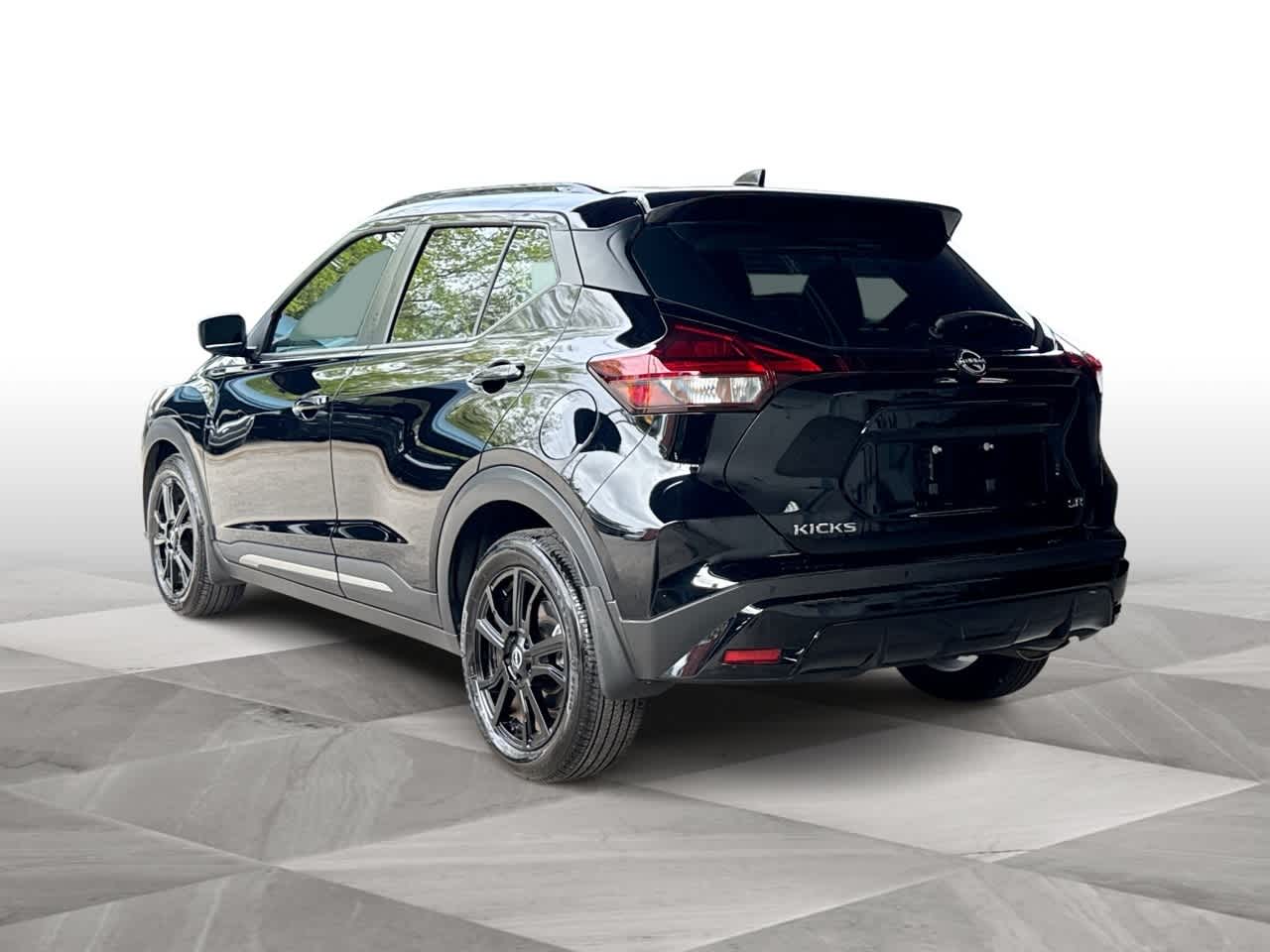 Thumbnail: 2024 Nissan Kicks - 6