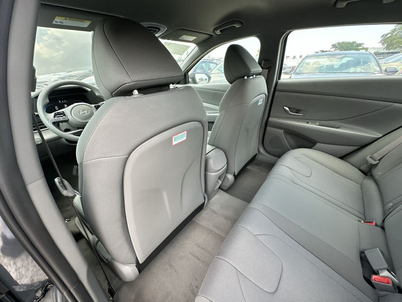 Thumbnail: 2025 Hyundai Elantra - 23