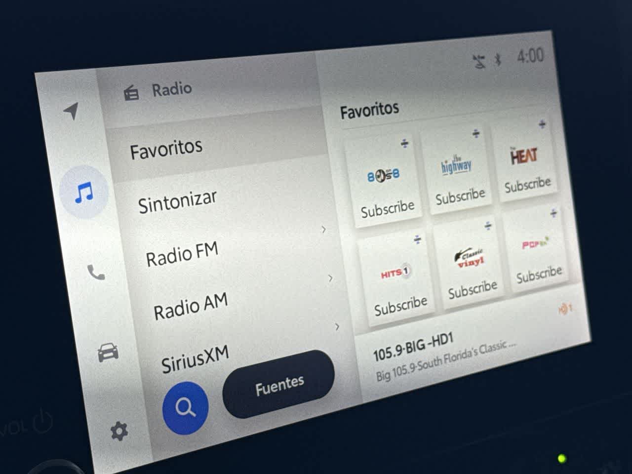 Thumbnail: 2023 Toyota Highlander - 18