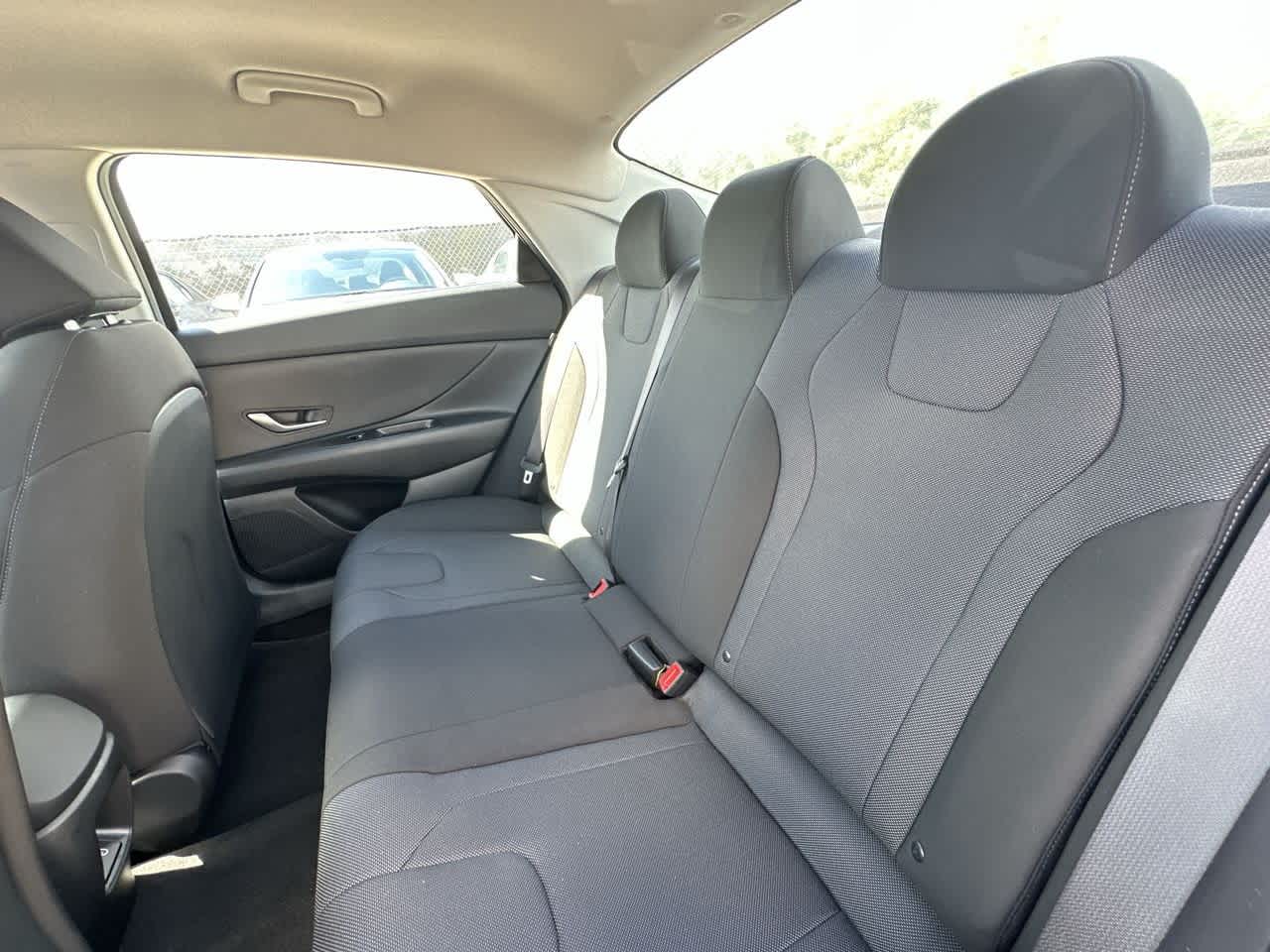 Thumbnail: 2025 Hyundai Elantra - 22